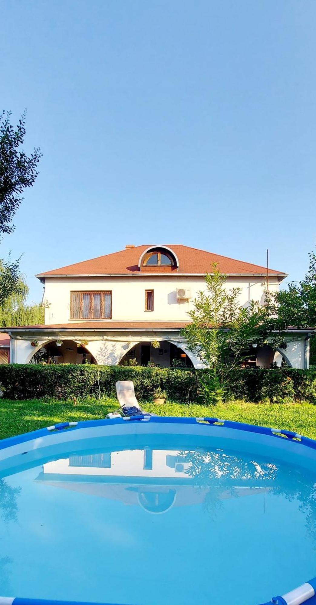 Guest House Marketti Vynohradiv Extérieur photo